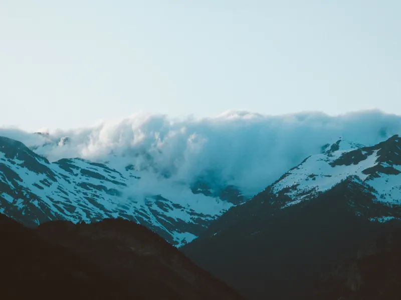 Paisaje de montaña y naturaleza